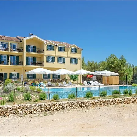 Guest house In Guest - Cozy Park View With Breakfast Included